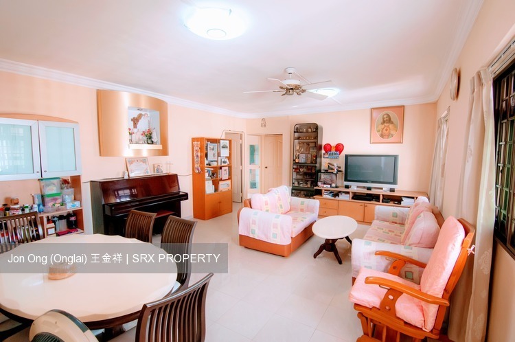 Blk 570 Hougang Street 51 (Hougang), HDB 5 Rooms #215004911